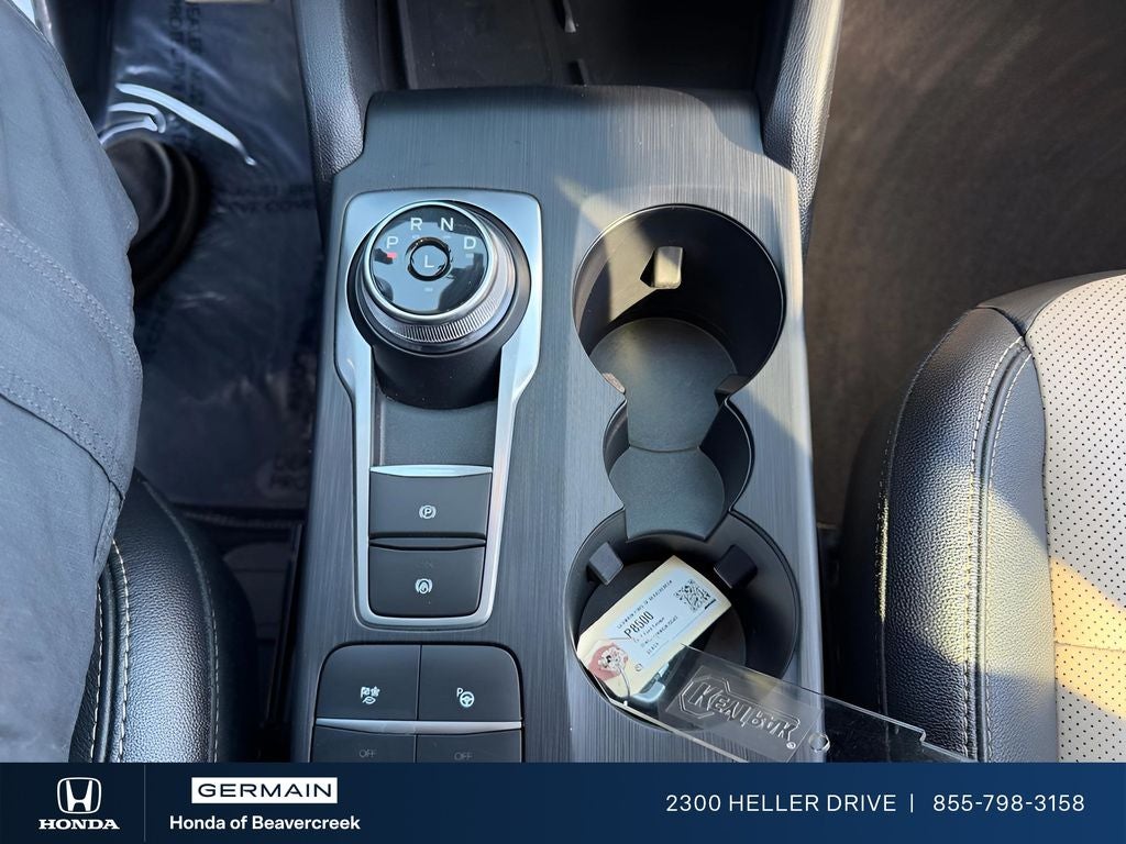 2022 Ford Escape Titanium