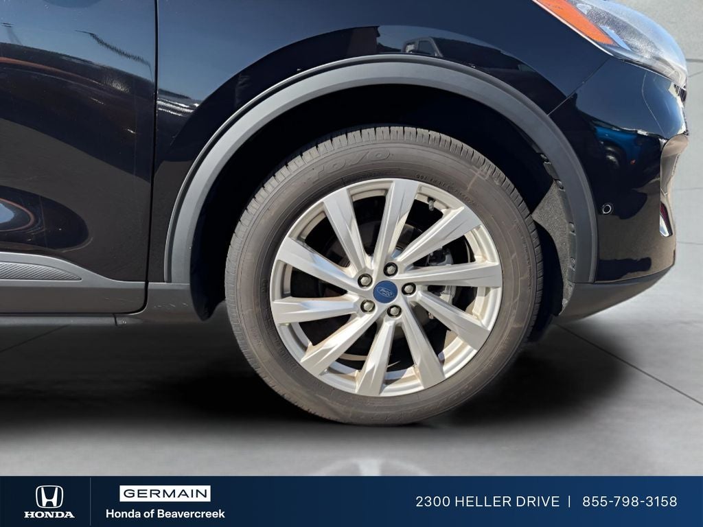 2022 Ford Escape Titanium