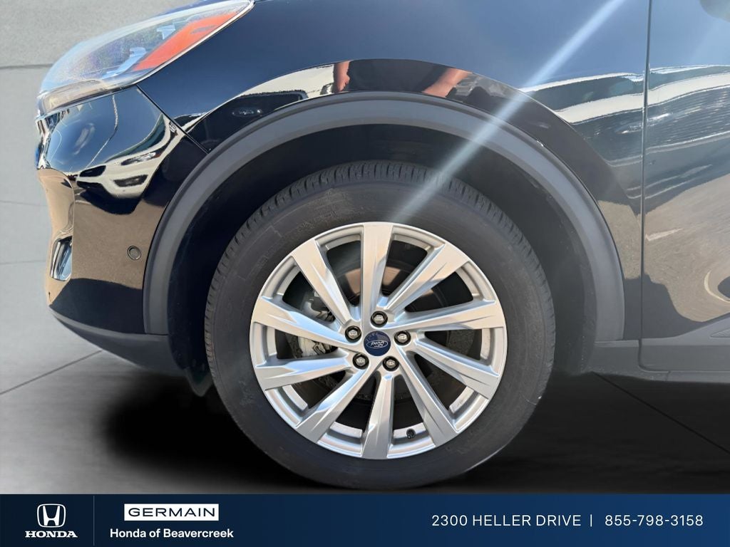 2022 Ford Escape Titanium