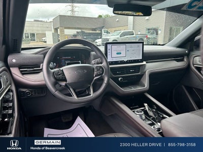 2025 Ford Explorer Platinum
