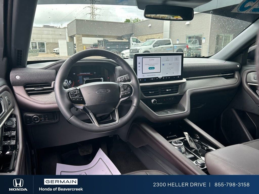 2025 Ford Explorer Platinum