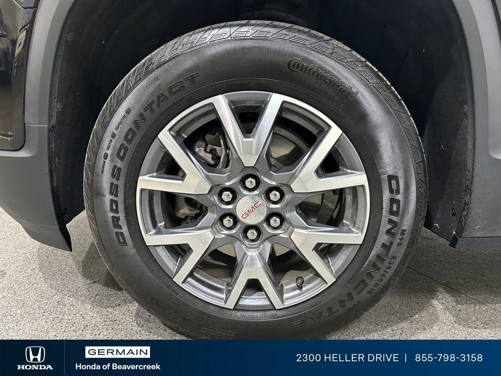 2023 GMC Acadia SLT