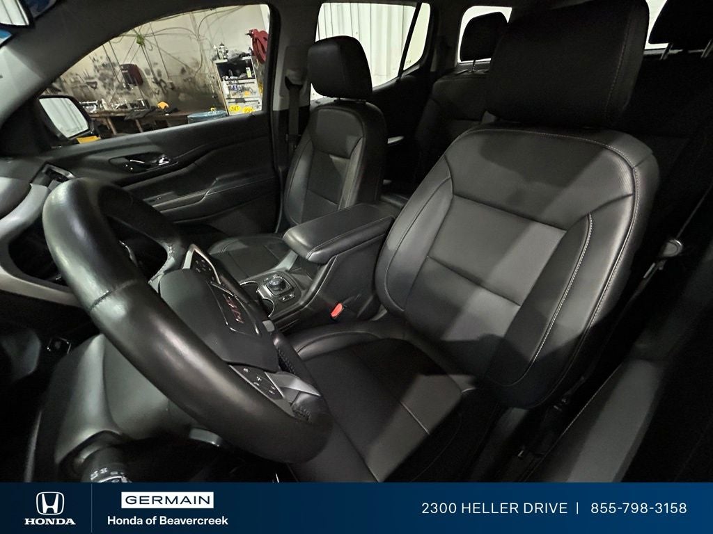 2021 GMC Acadia SLT
