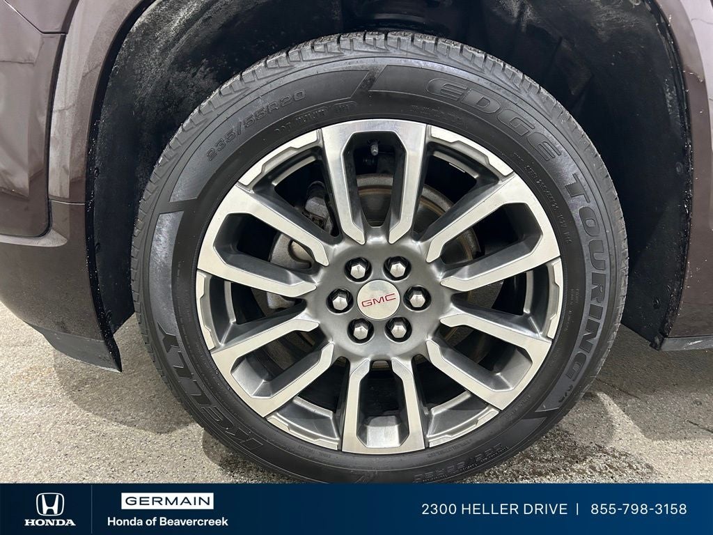 2020 GMC Acadia Denali