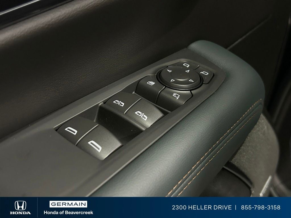 2025 GMC Yukon AT4