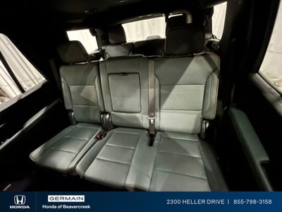 2025 GMC Yukon AT4