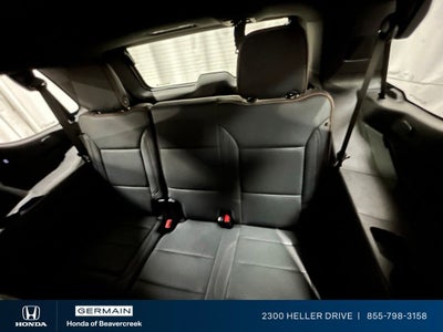 2025 GMC Yukon AT4