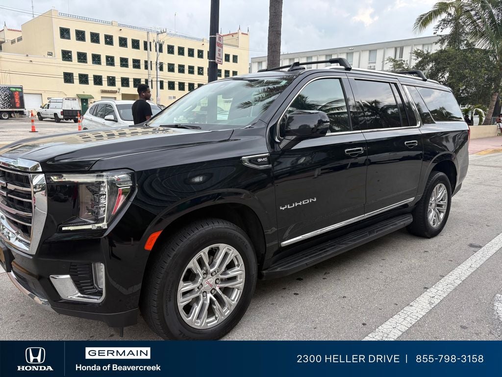 2022 GMC Yukon XL SLT