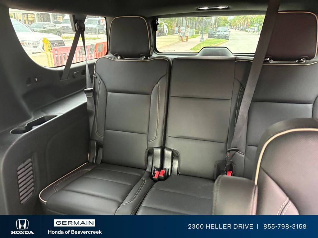 2022 GMC Yukon XL SLT