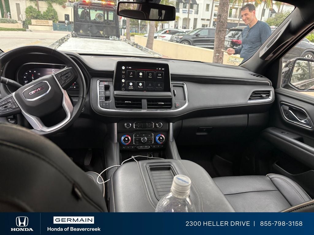 2022 GMC Yukon XL SLT