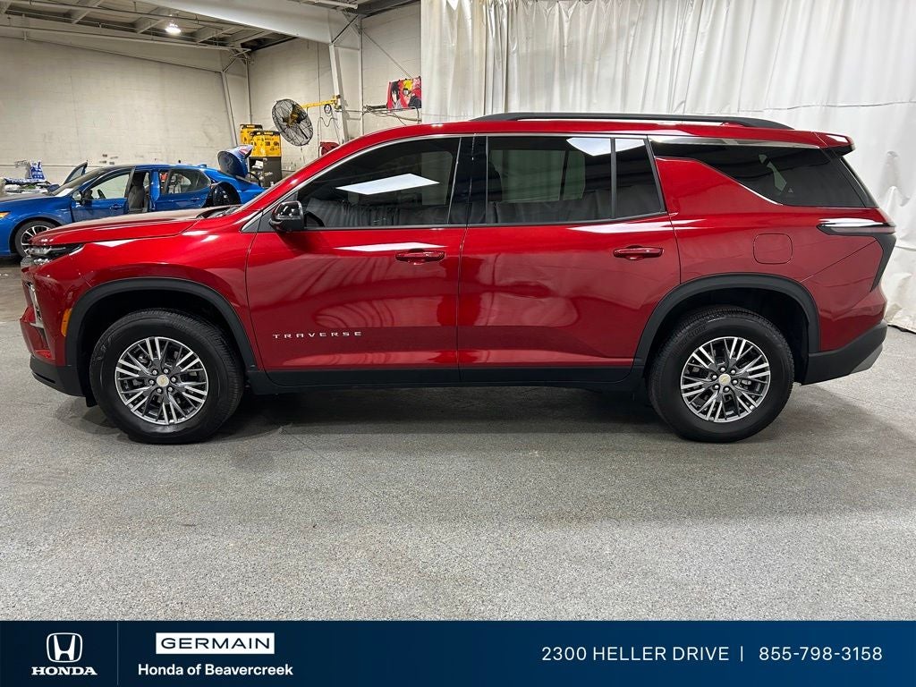 2025 Chevrolet Traverse LT 2LT