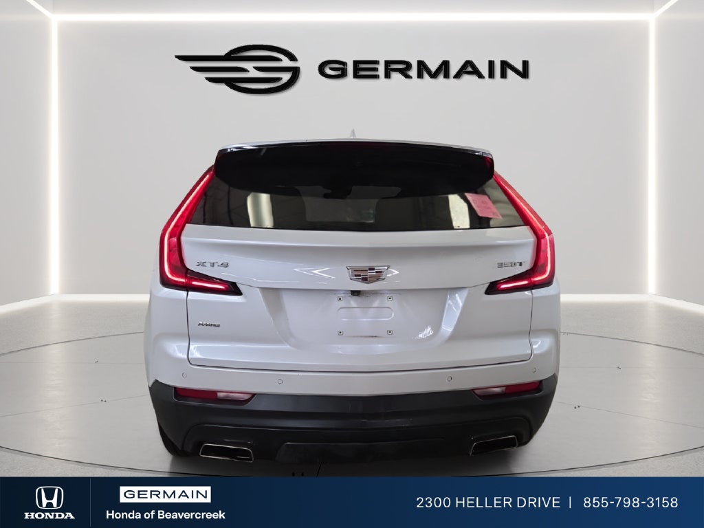 2022 Cadillac XT4 Luxury