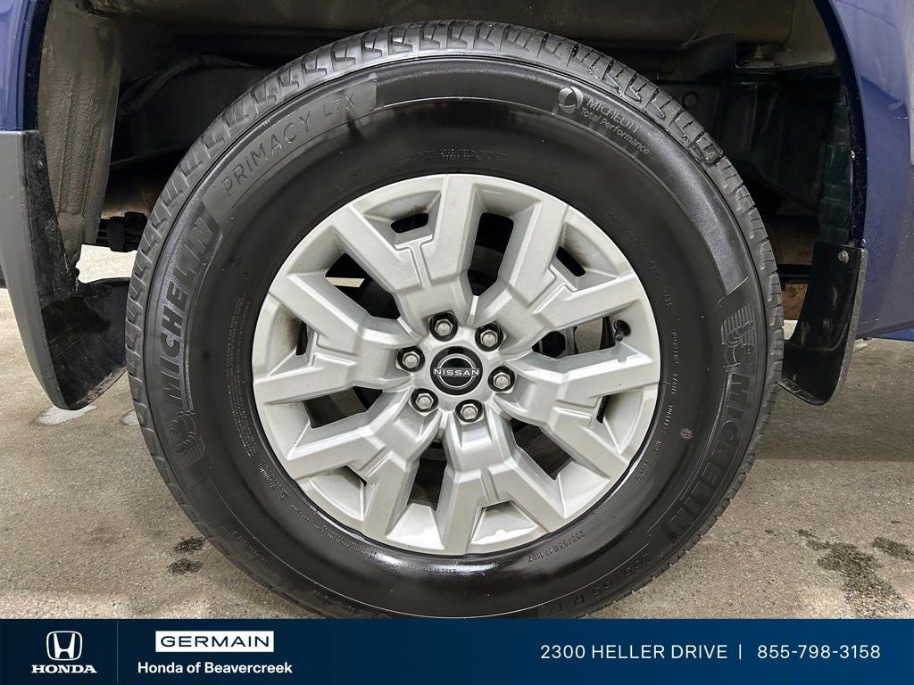 2023 Nissan Frontier SV