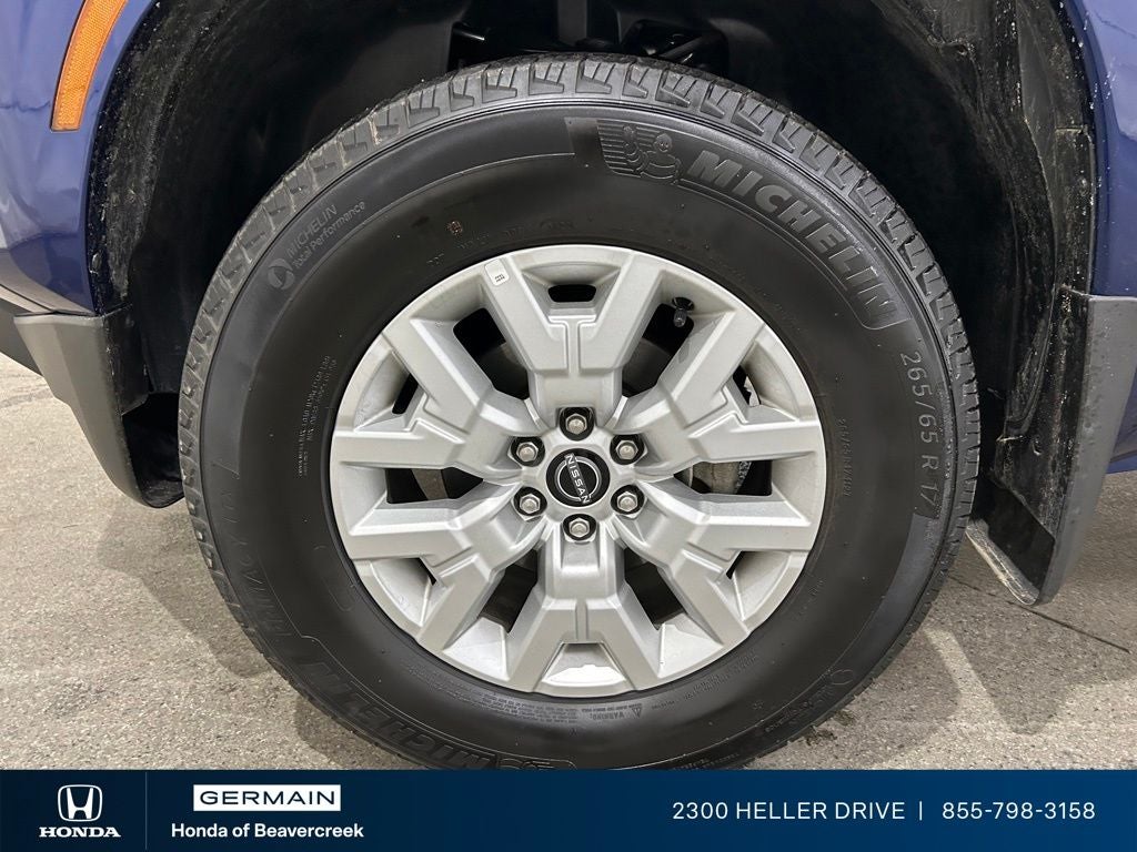 2023 Nissan Frontier SV