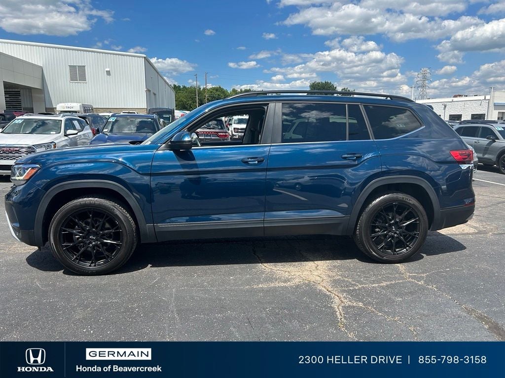 2022 Volkswagen Atlas 3.6L V6 SE w/Technology