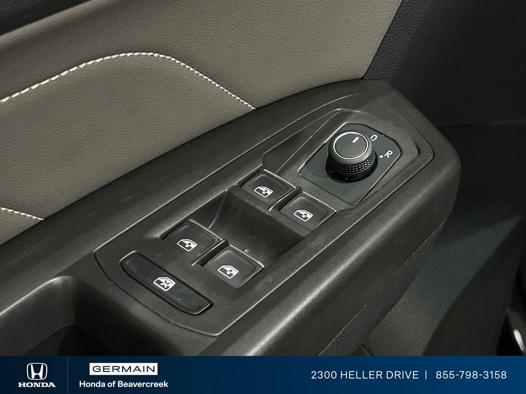2022 Volkswagen Atlas Cross Sport 3.6L V6 SEL R-Line