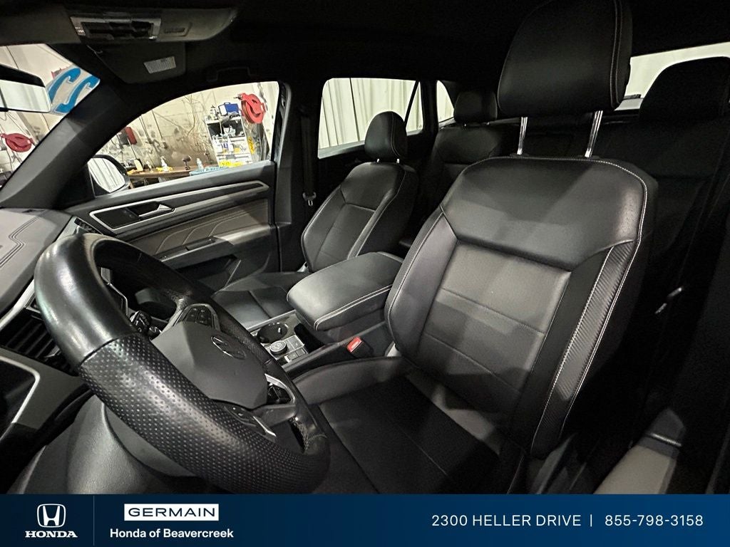 2022 Volkswagen Atlas Cross Sport 3.6L V6 SEL R-Line