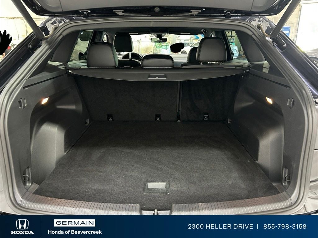 2022 Volkswagen Atlas Cross Sport 3.6L V6 SEL R-Line