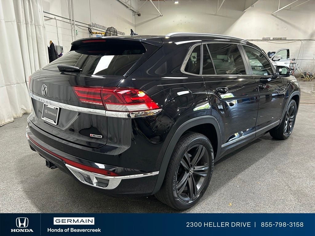 2022 Volkswagen Atlas Cross Sport 3.6L V6 SEL R-Line
