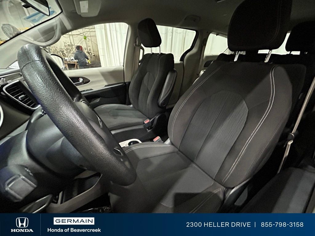 2021 Chrysler Voyager L