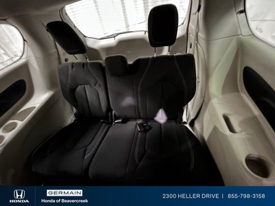 2021 Chrysler Voyager L