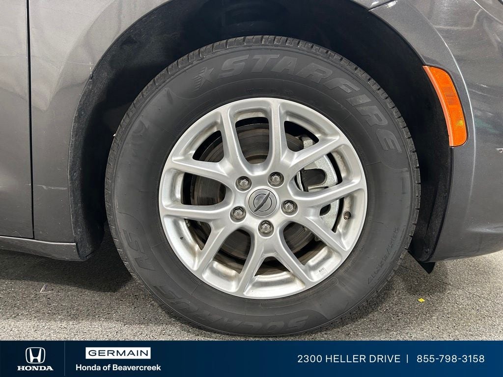 2023 Chrysler Pacifica Touring L