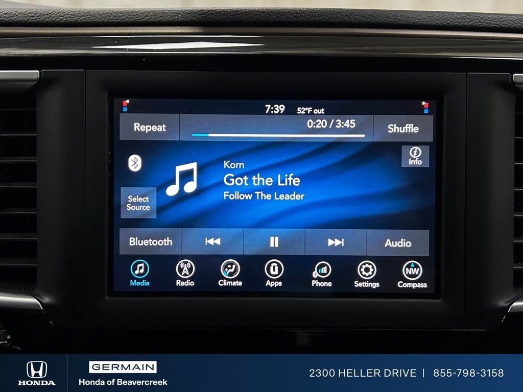 2021 Chrysler Voyager LXI