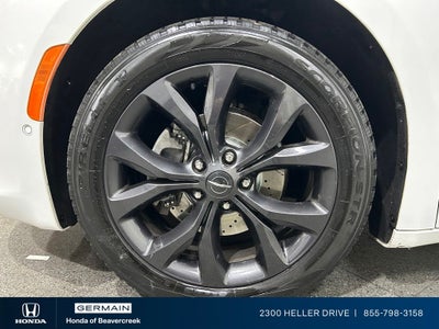 2019 Chrysler Pacifica Touring L Plus