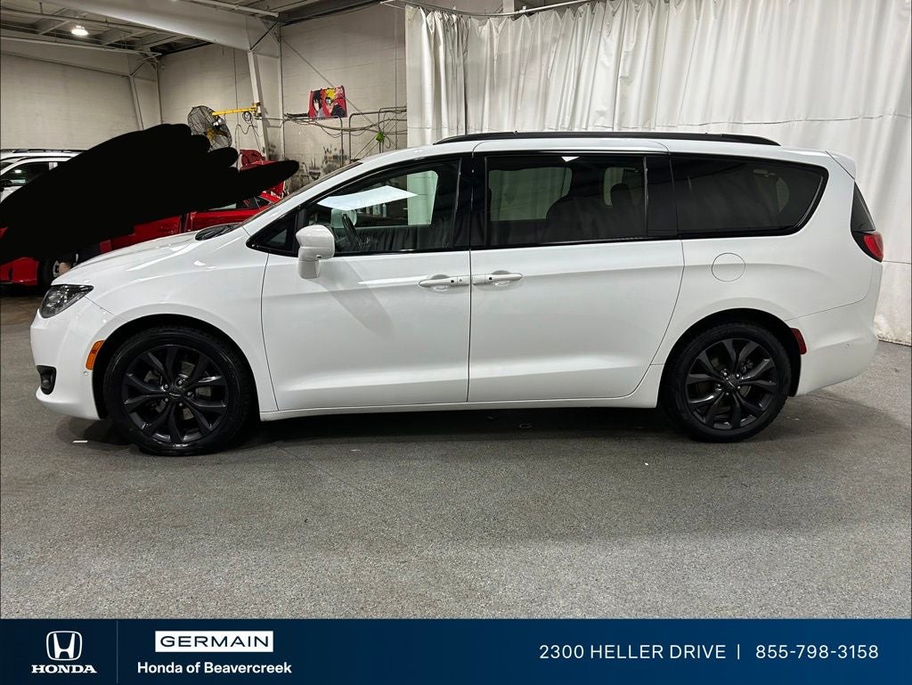 2019 Chrysler Pacifica Touring L Plus