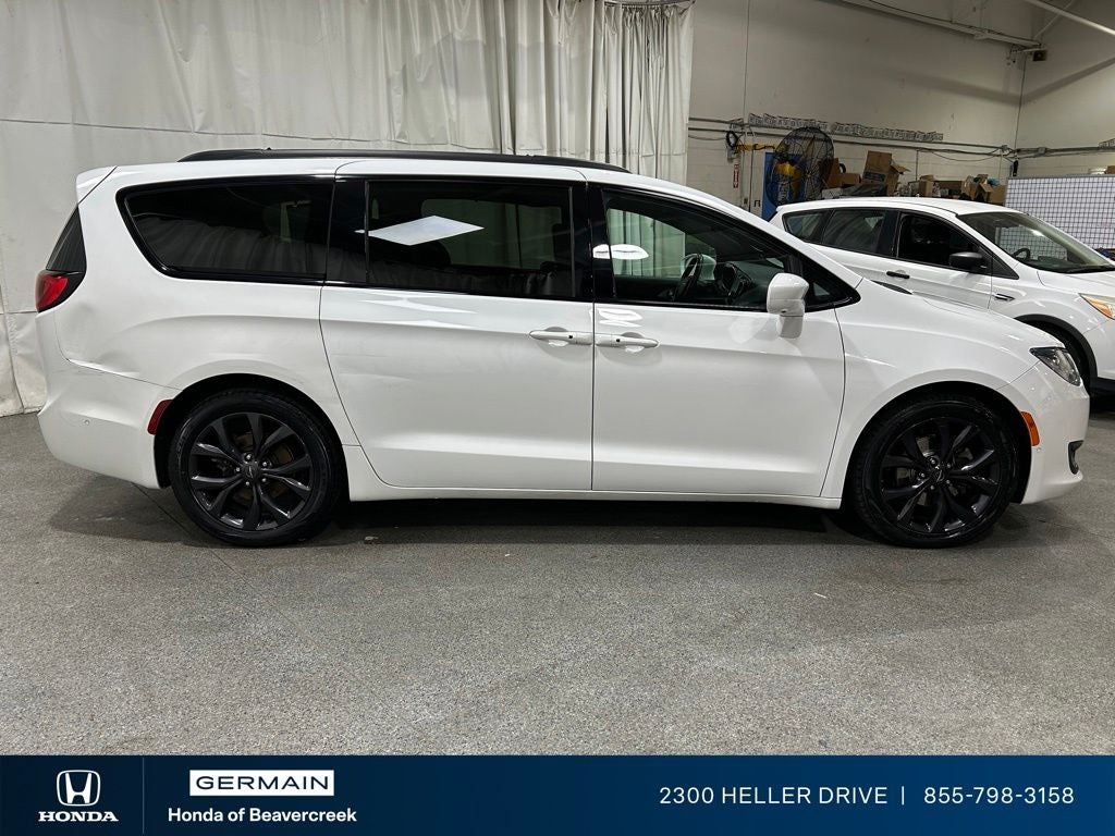 2019 Chrysler Pacifica Touring L Plus