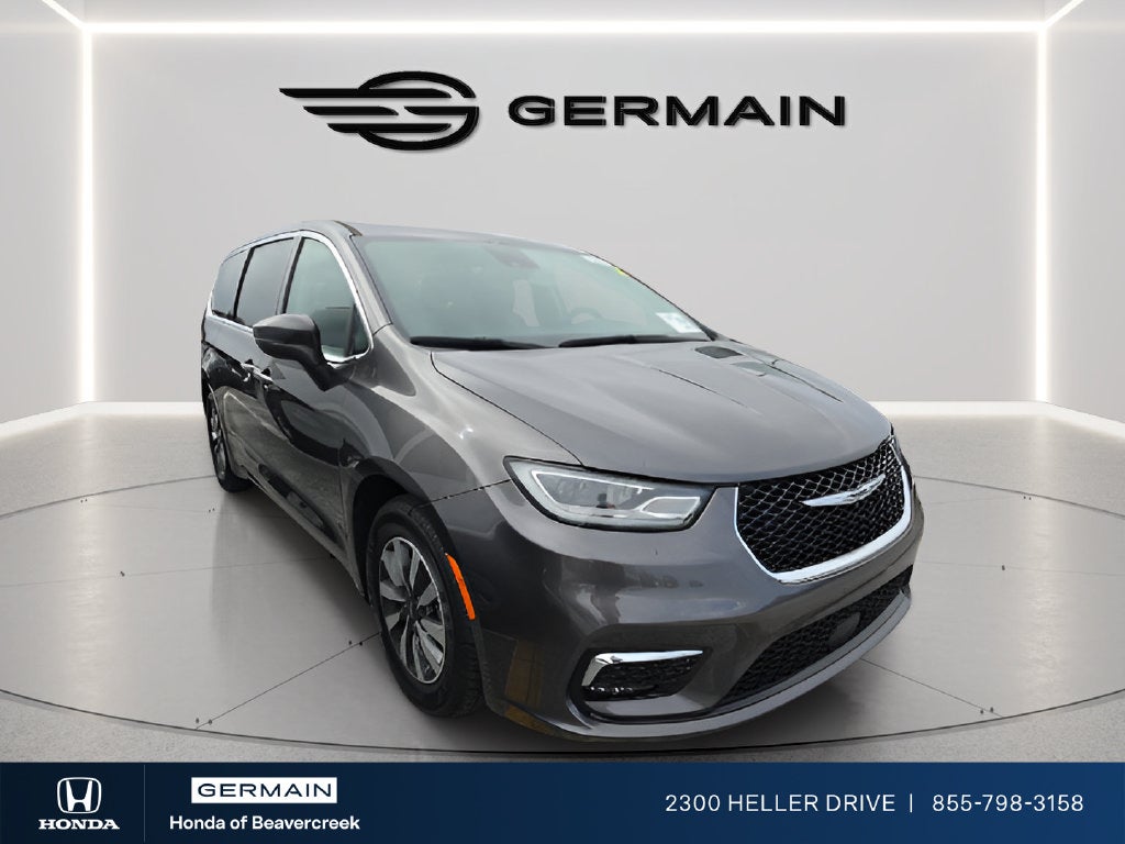 2023 Chrysler Pacifica Hybrid Touring L