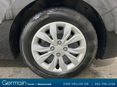 2022 Hyundai Accent SE