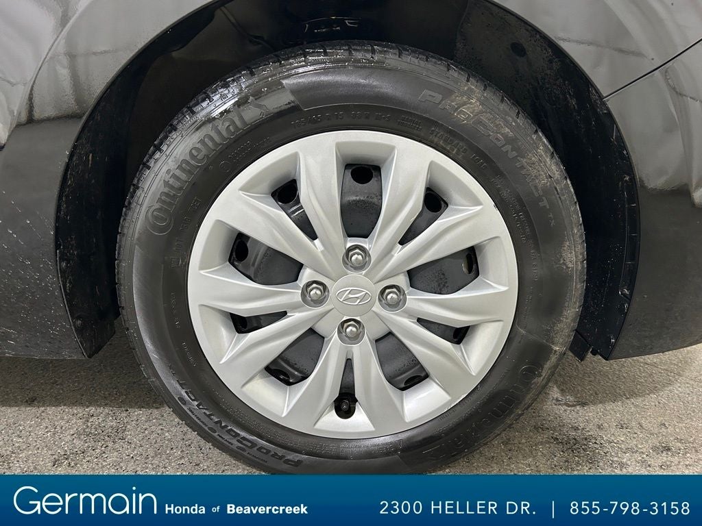 2022 Hyundai Accent SE