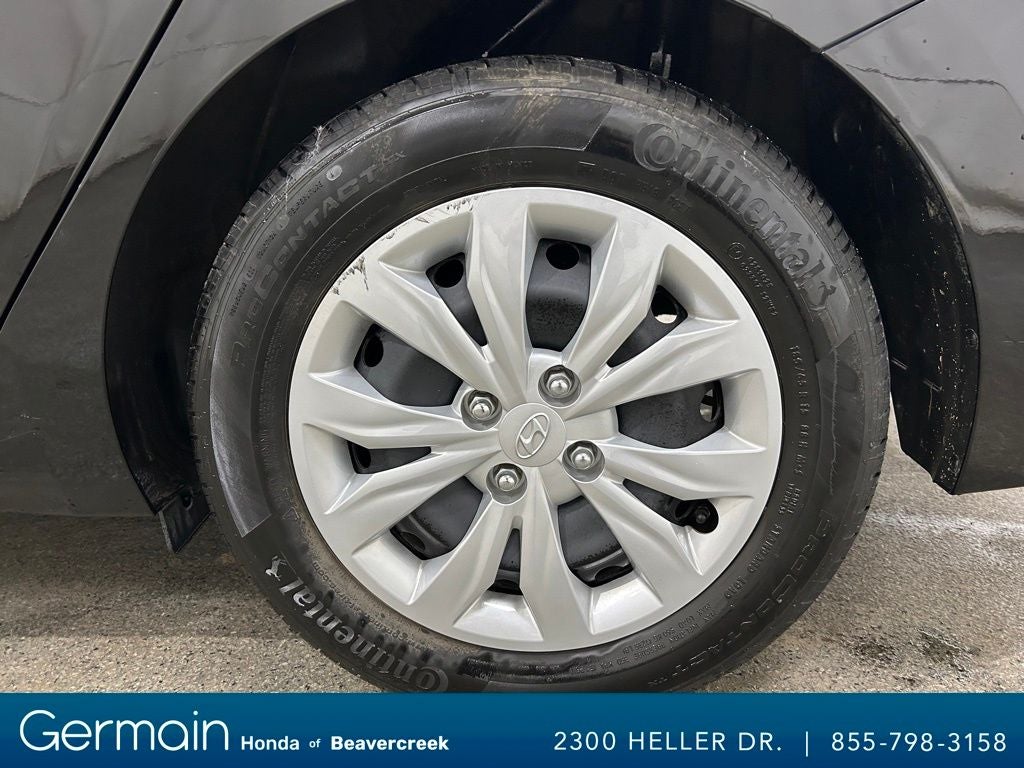 2022 Hyundai Accent SE