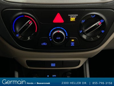 2022 Hyundai Accent SE