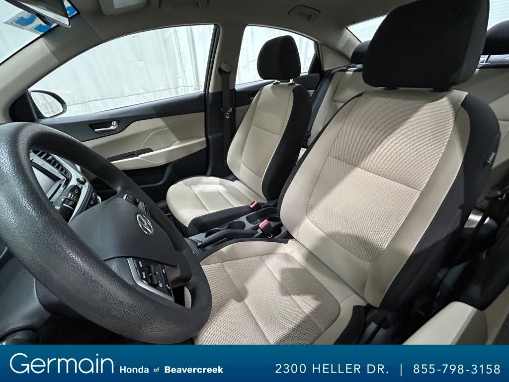 2022 Hyundai Accent SE