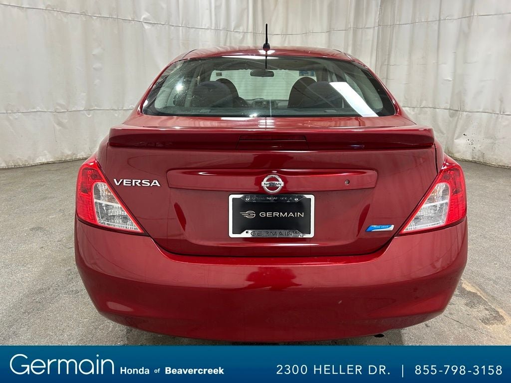 2014 Nissan Versa 1.6 S Plus