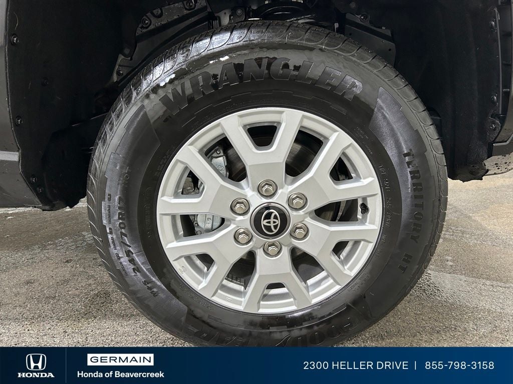 2025 Toyota Tacoma SR5