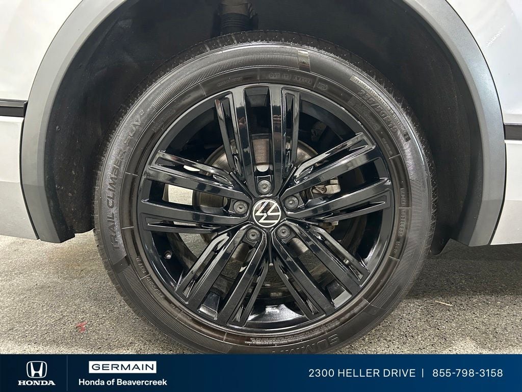 2022 Volkswagen Tiguan 2.0T SE R-Line Black