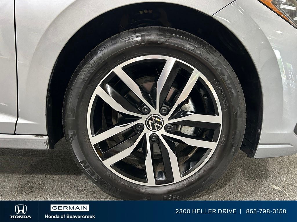 2025 Volkswagen Jetta 1.5T SE