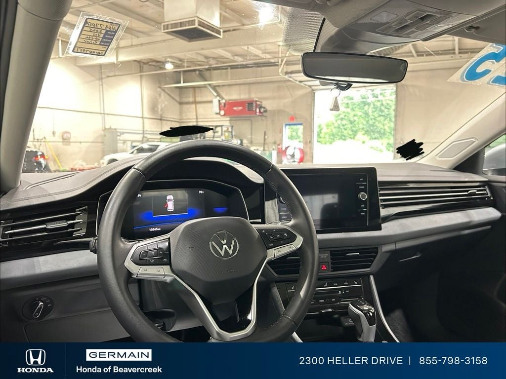2025 Volkswagen Jetta 1.5T SE