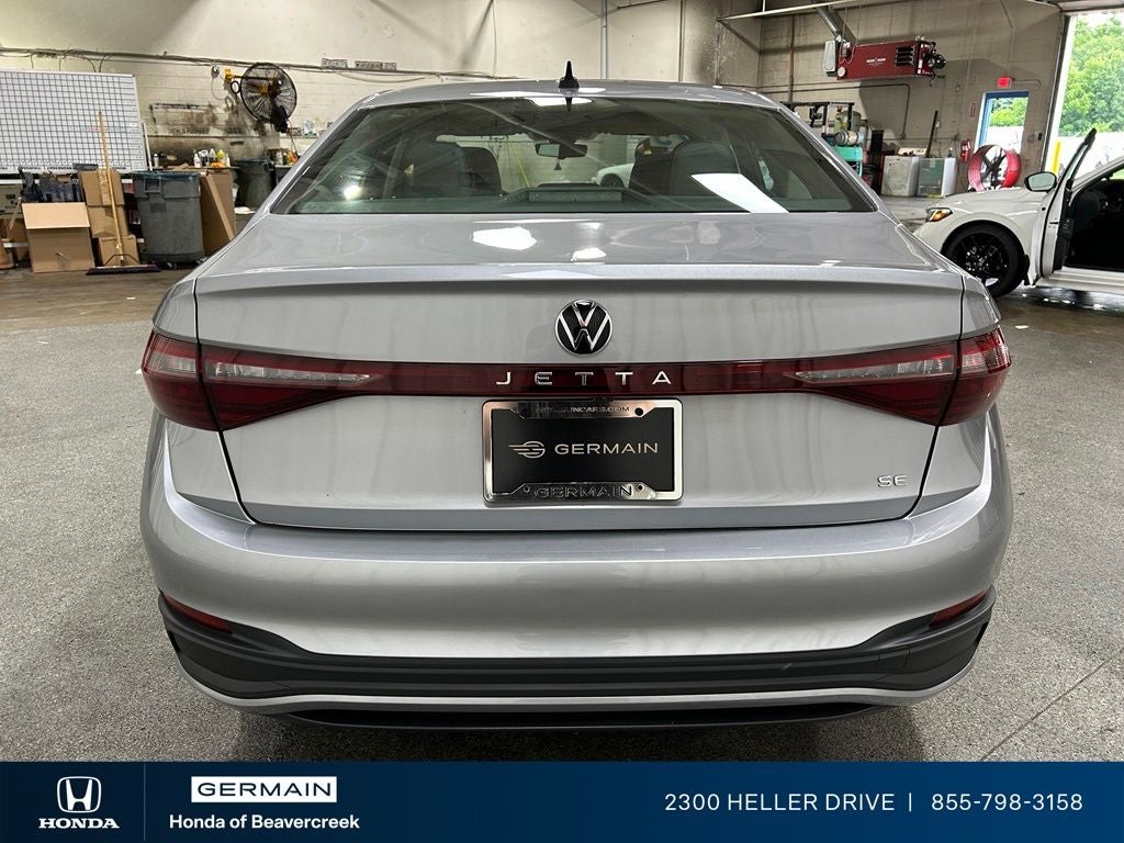 2025 Volkswagen Jetta 1.5T SE
