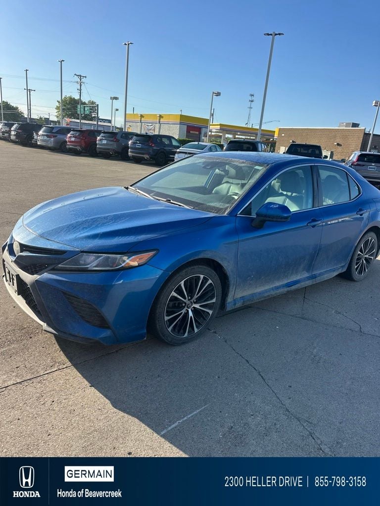 2019 Toyota Camry SE