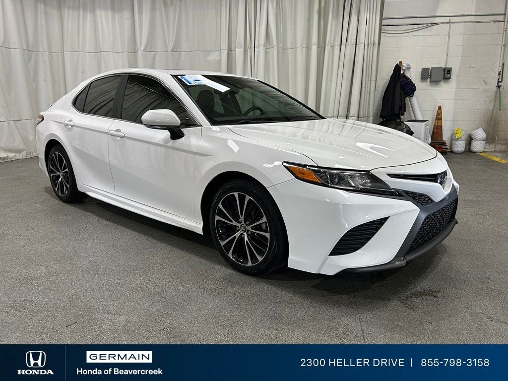 2018 Toyota Camry SE