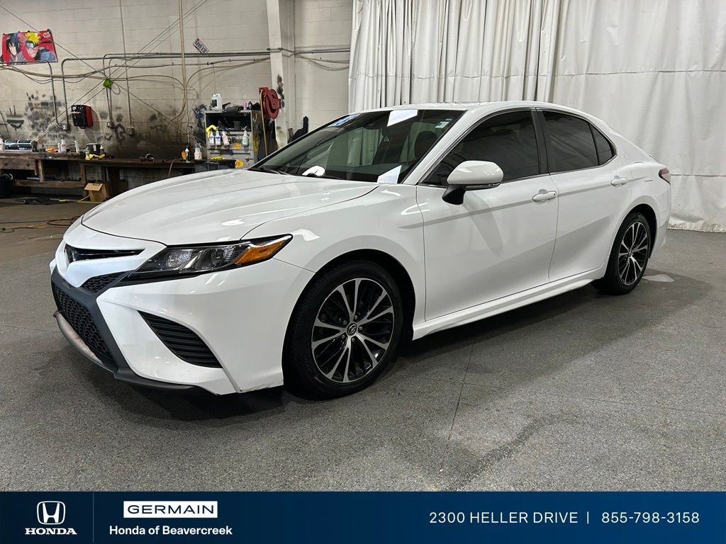 2018 Toyota Camry SE