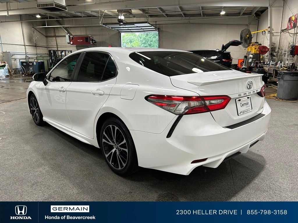2018 Toyota Camry SE