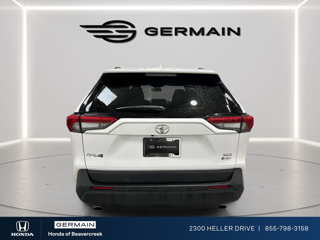 2025 Toyota RAV4 Hybrid XLE