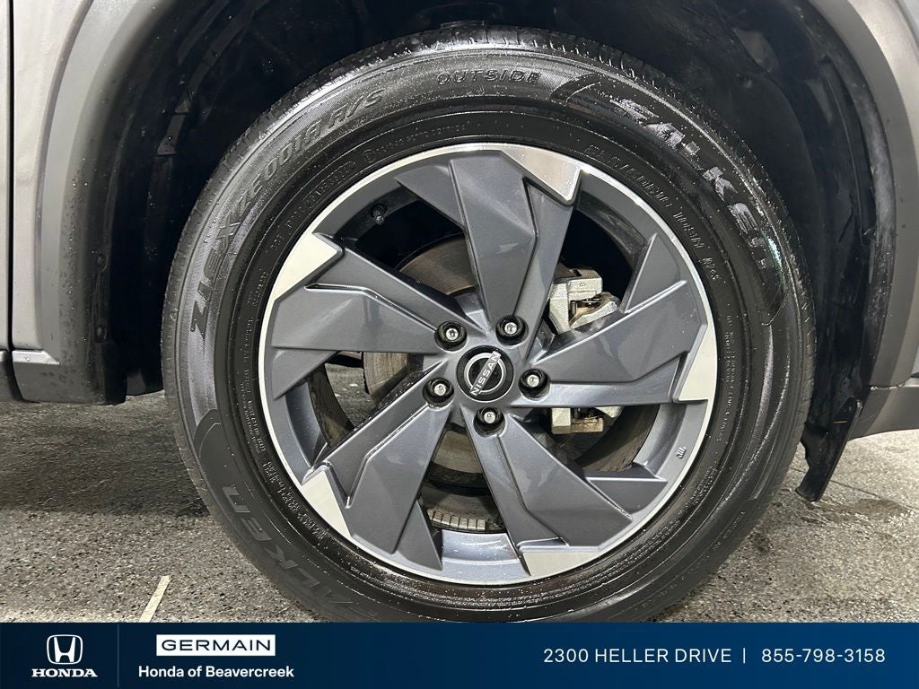 2025 Nissan Rogue SV