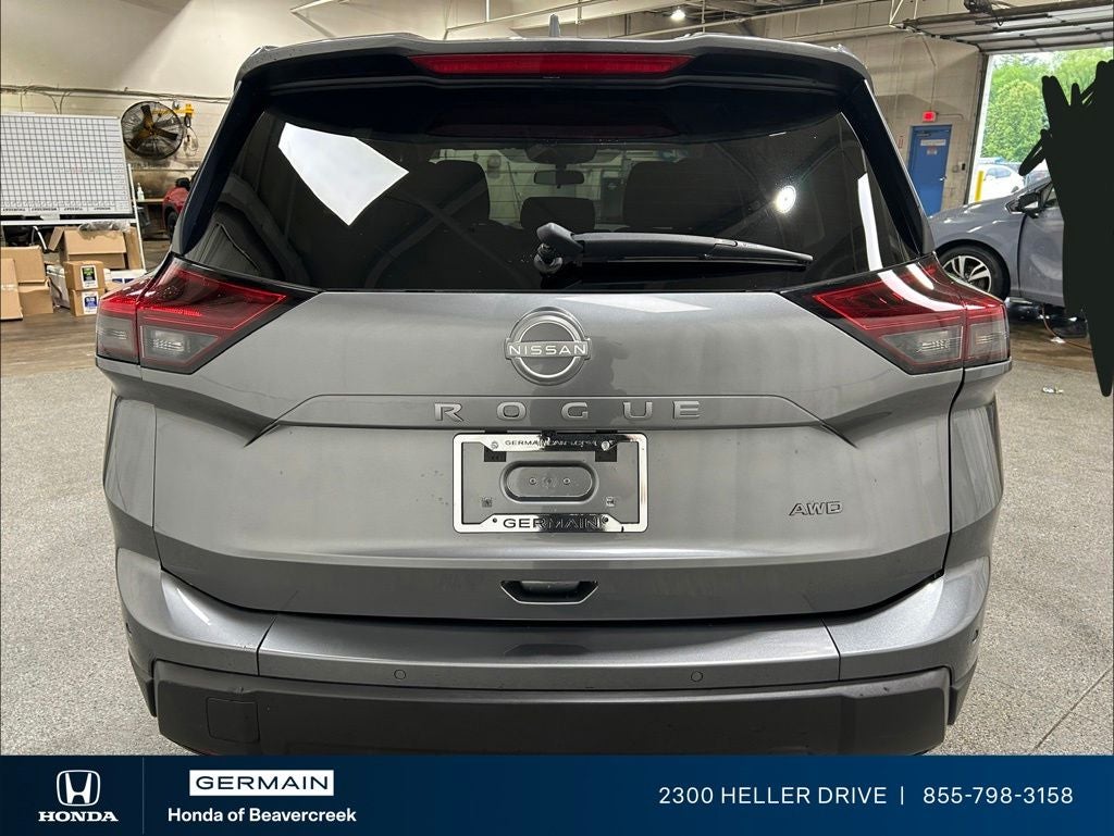 2025 Nissan Rogue SV