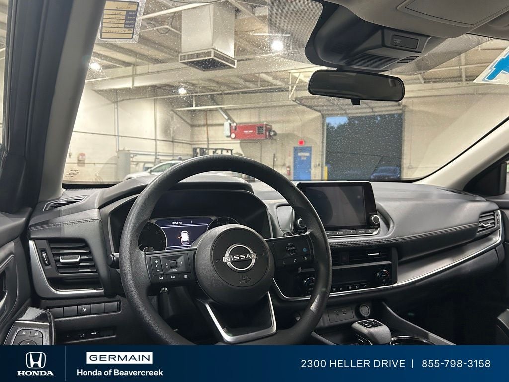2024 Nissan Rogue SV